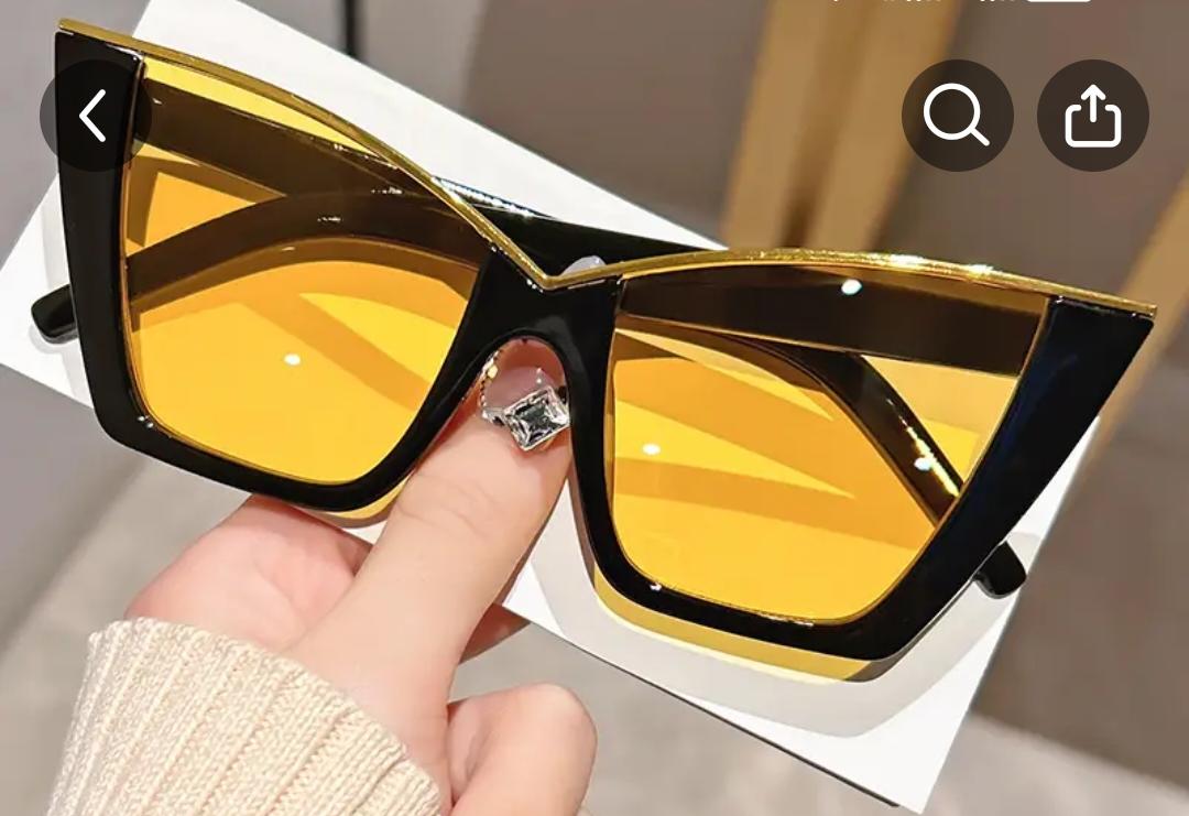 Retro Cat-Eye Fashion Glasses – Vintage Golden Frame Unisex Eyewear